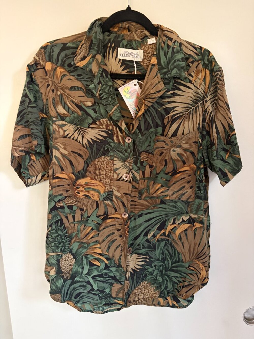 Rare Vintage  Jungle Allegador  100% Silk Camp Shirt Button Up Women 10